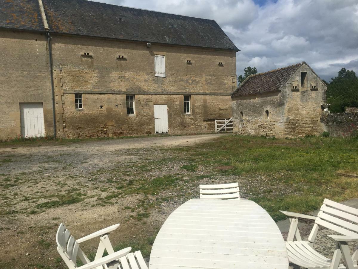 Boutons D'Or Villa Ponts sur Seulles Luaran gambar